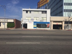 6850 Van Nuys Blvd Property Image