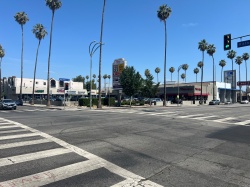 6572 Van Nuys Boulevard Property Image