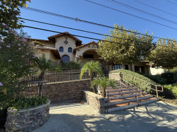 28348 Roadside Drive Property Image